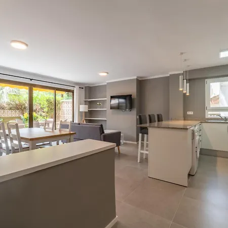 Ponent D アパート *